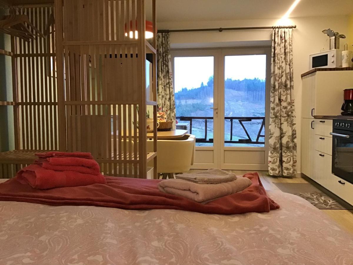 La Mazille , Cossy Vakantiestudio Met Zwembad In Zuid-Bourgogne Anglure-sous-Dun Exteriör bild